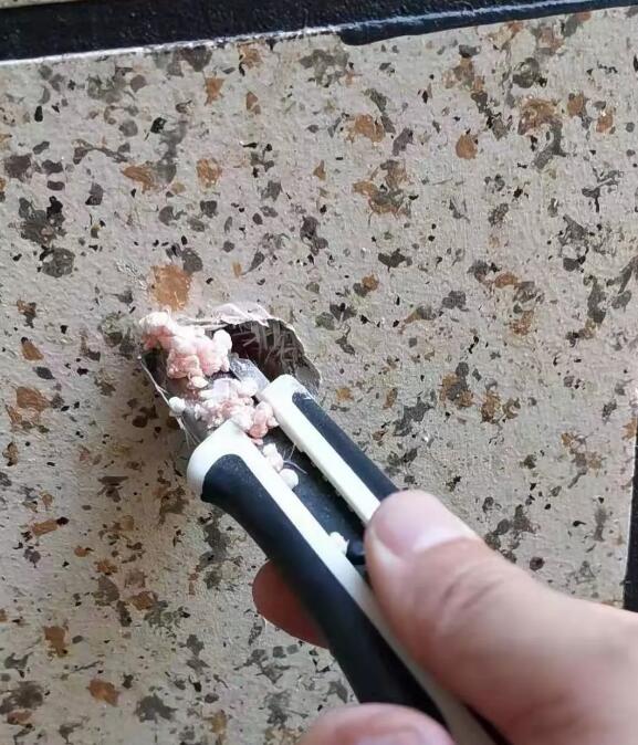 外墻保溫材料弄虛作假,“泡沫板”充當巖棉存隱患